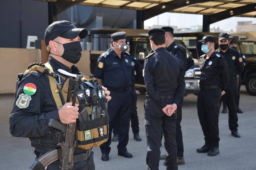 امرأة في دهوك تسرق زوجها 14 ألف دولار وتخطط للهرب خارج العراق