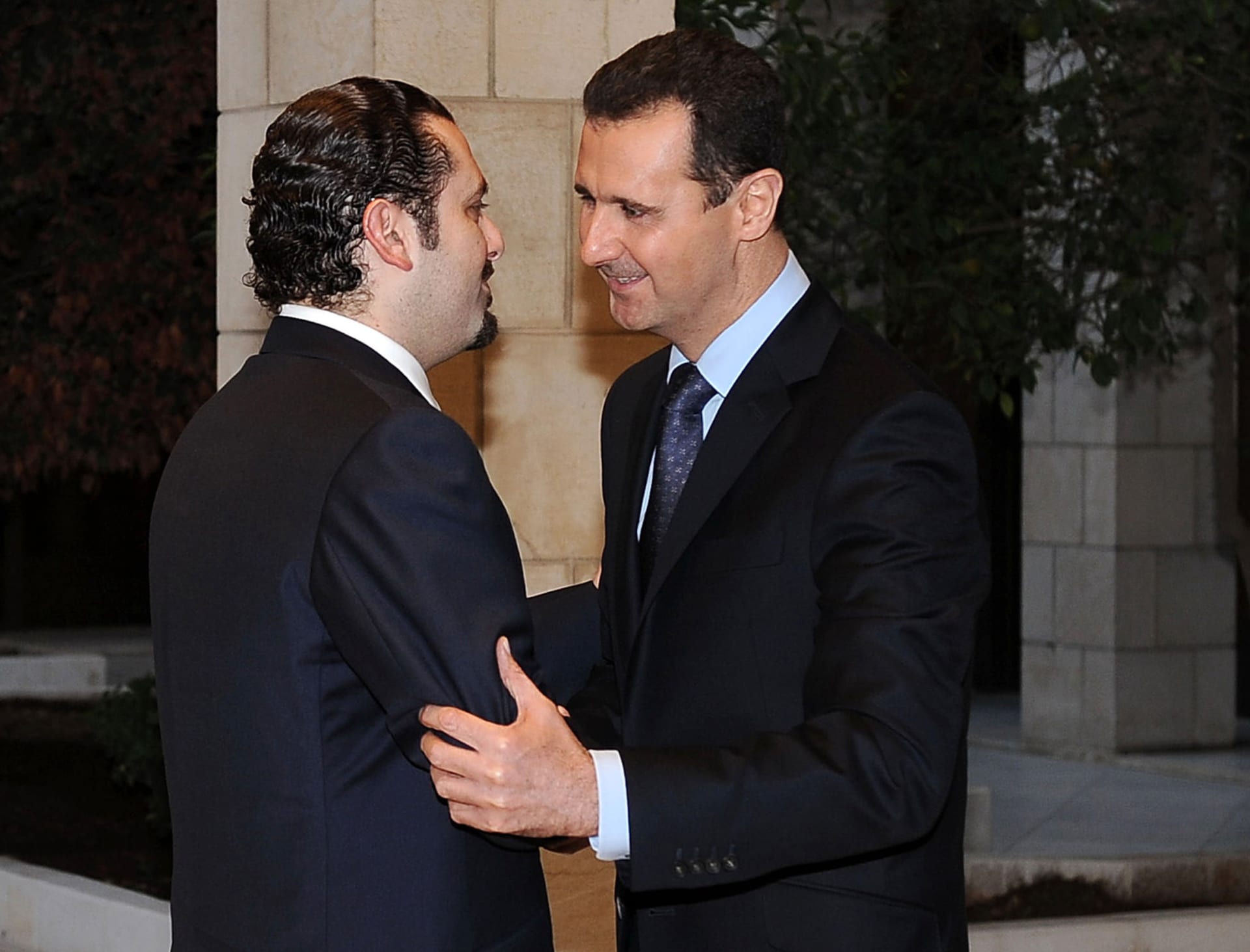 بعد سقوطه.. الحريري يهاجم بشار الأسد: جبان غدر بسوريا وتاجر بفلسطين!