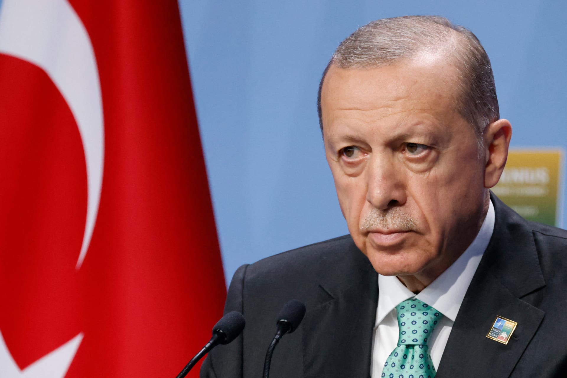 أردوغان يستضيف الشرع غداً لبحث التعافي الاقتصادي في سوريا