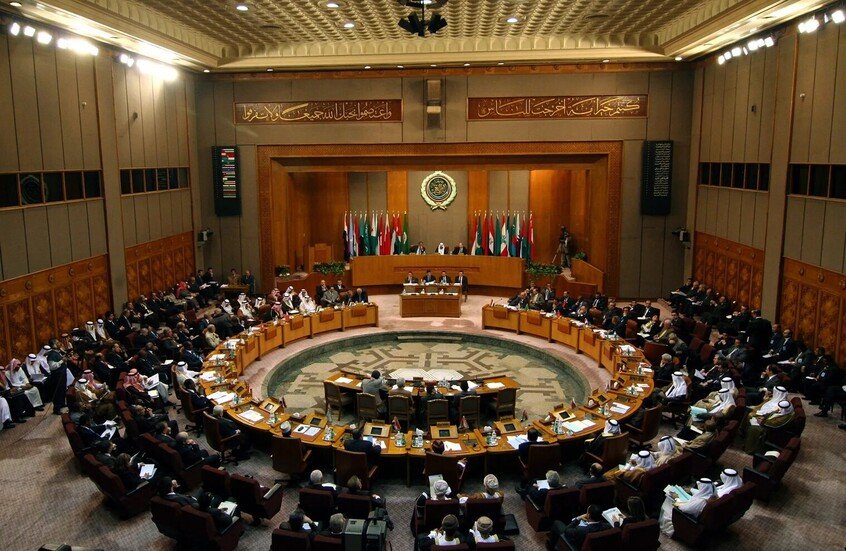انطلاق القمة العربية الطارئة حول غزة في القاهرة بمشاركة العراق