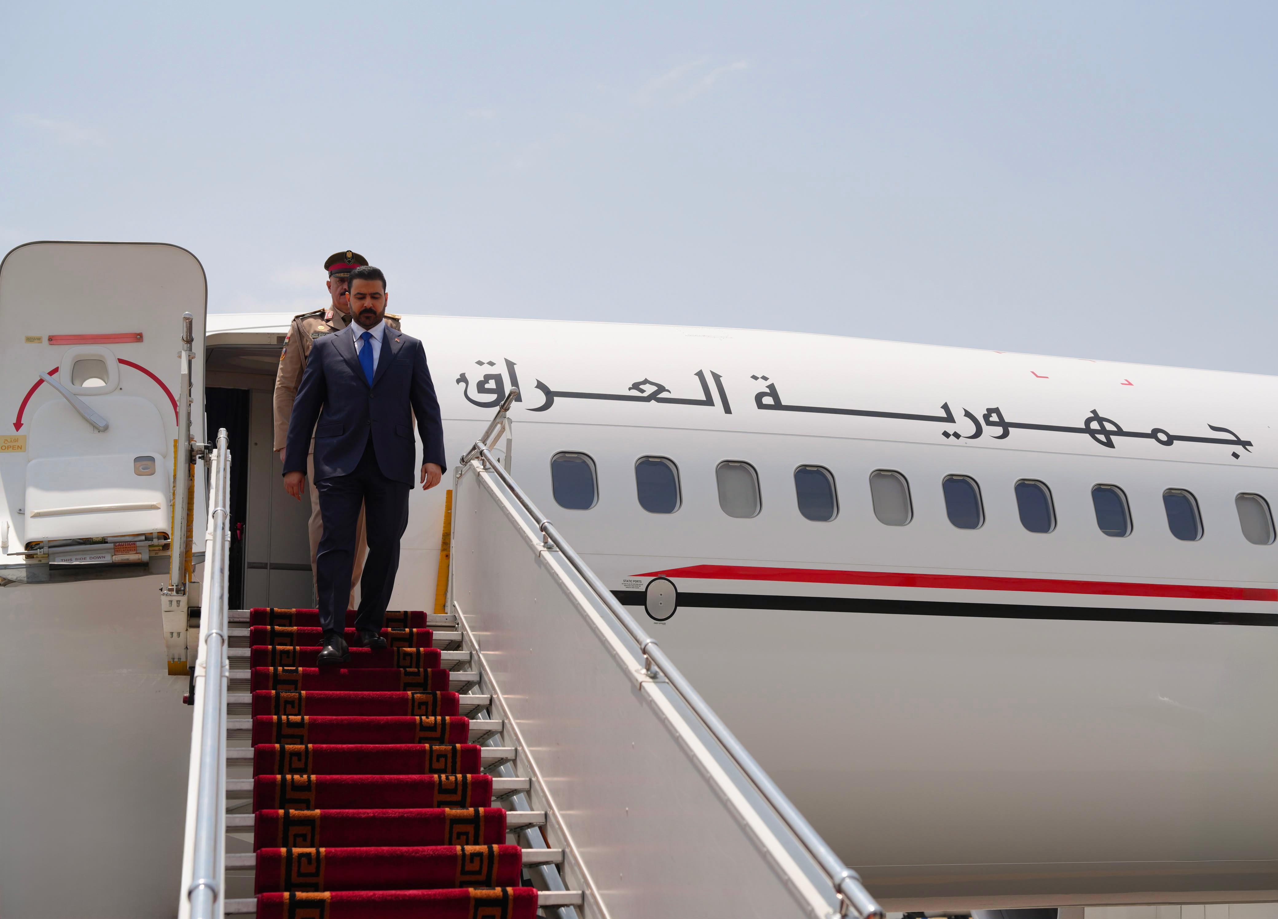 رئيس الوزراء يصل إلى العاصمة السورية دمشق